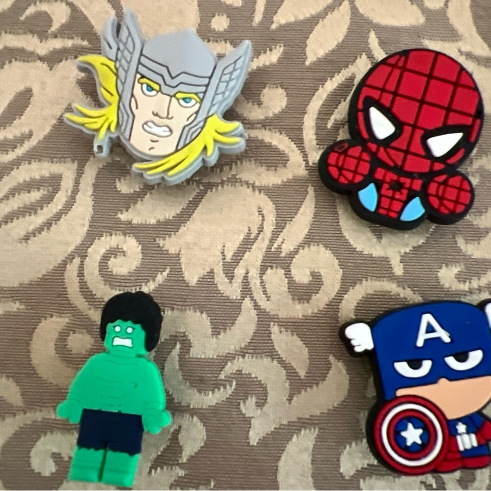 13 Superhero Croc Charms Hulk Spider-Man And More - Picture 8 of 10